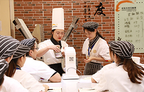 宜宾新东方厨师学校_小班教学